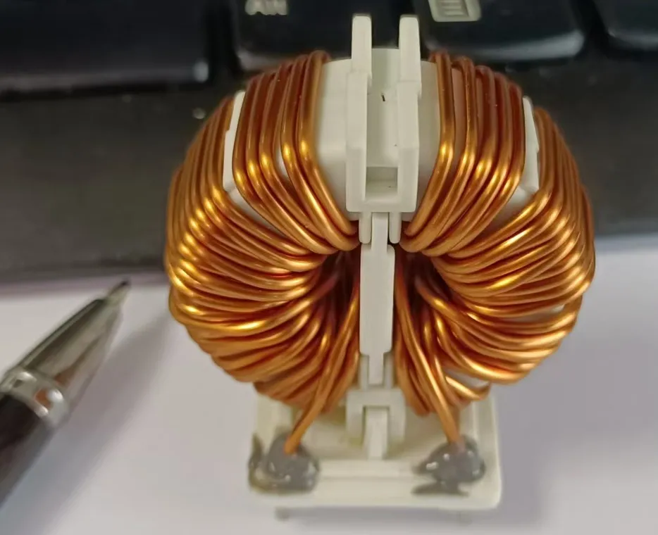 Design Differences and Correlations Between DAB and CLLC Topologies